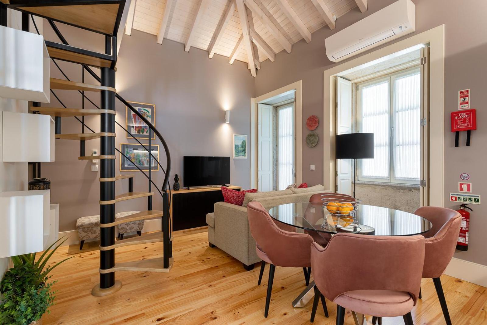 Lemon Mezzanine - Santa Catarina Apartment Porto Ngoại thất bức ảnh